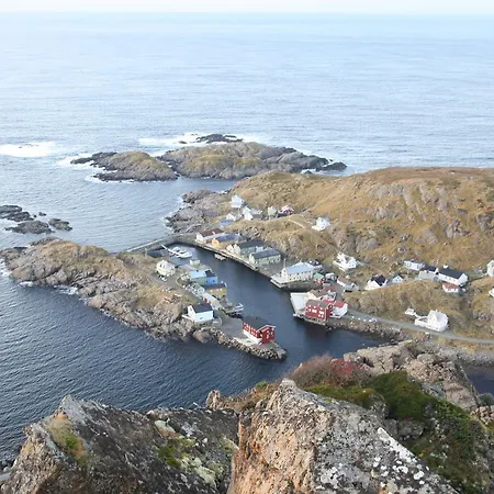Hiking Club Pensjonat Nyksund