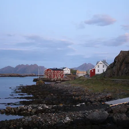 Hiking Club Pensjonat Nyksund